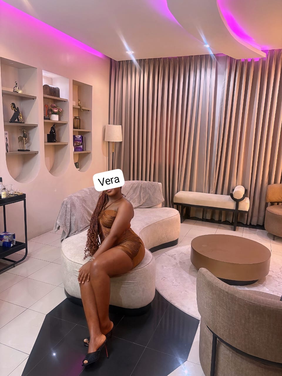 Vera, therapist at Komfort Place Signature